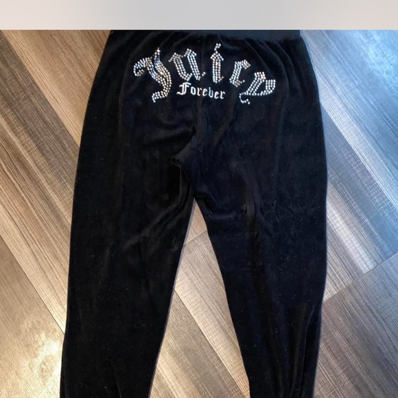 Juicy Couture Black Velour Tracksuit - Picture 3 of 8